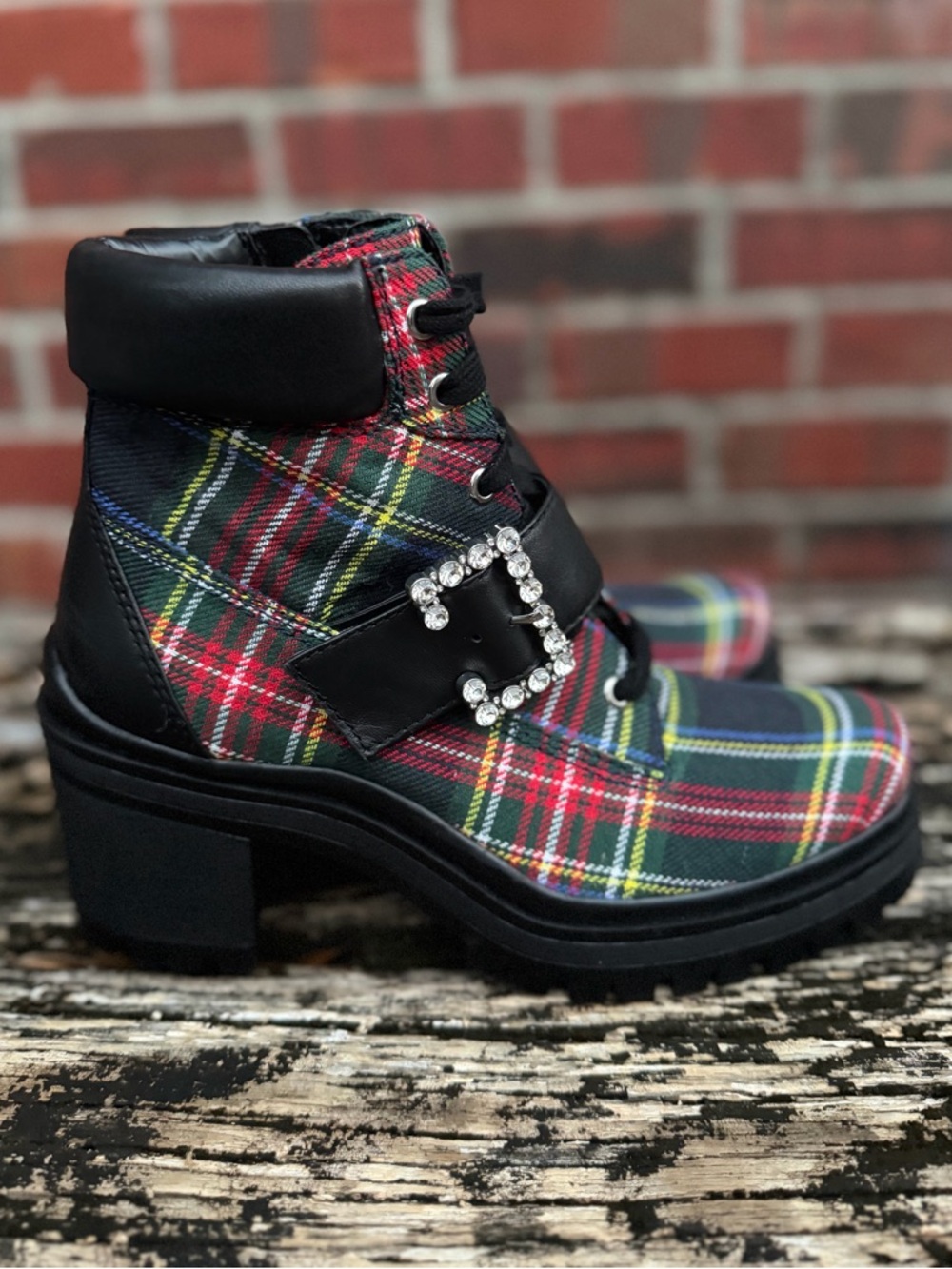 NWOT Gianni Bini GB Pop-Star Plaid Rhinestone Buckle Lug Sole Zip Up Booties X1